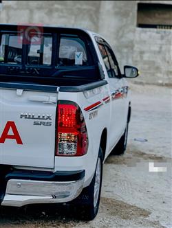 تويوتا هايلوكس